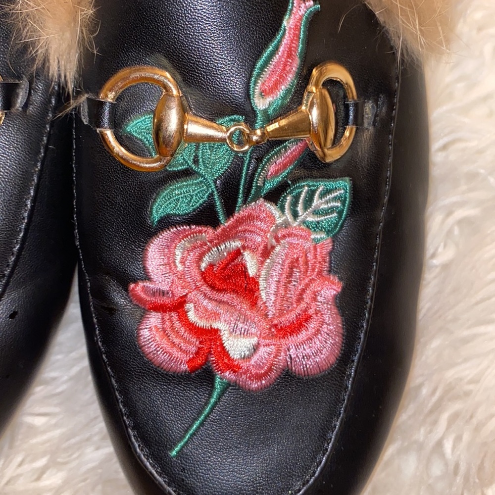 PRINCETOWN STYLE GENUINEleather floral fur line slipper - Picture 3 of 4